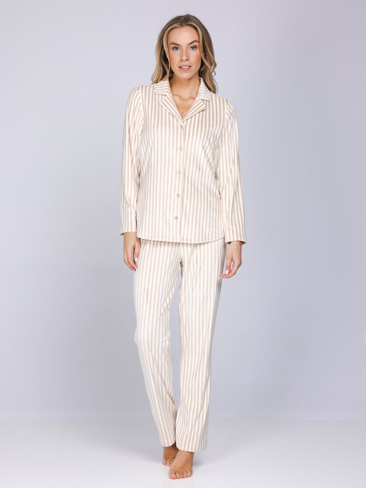 Dames Pyjama Softness Doorknoop Beige Streep detail 1