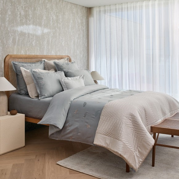 BOVI Bedsprei Eloise Latte