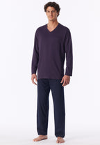 Schiesser Heren Pyjama Lang Comfort Essentials Aubergine V-hals detail 3