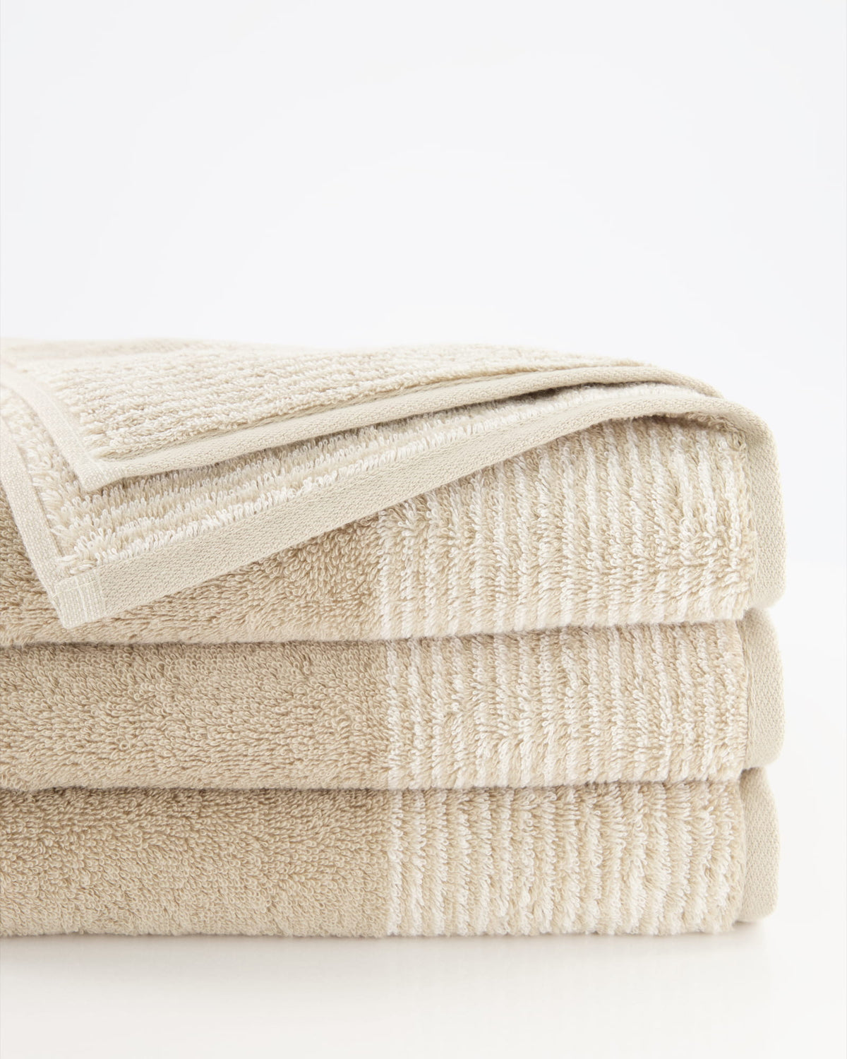 Cawö handdoek Two-Tone Sand detail 5