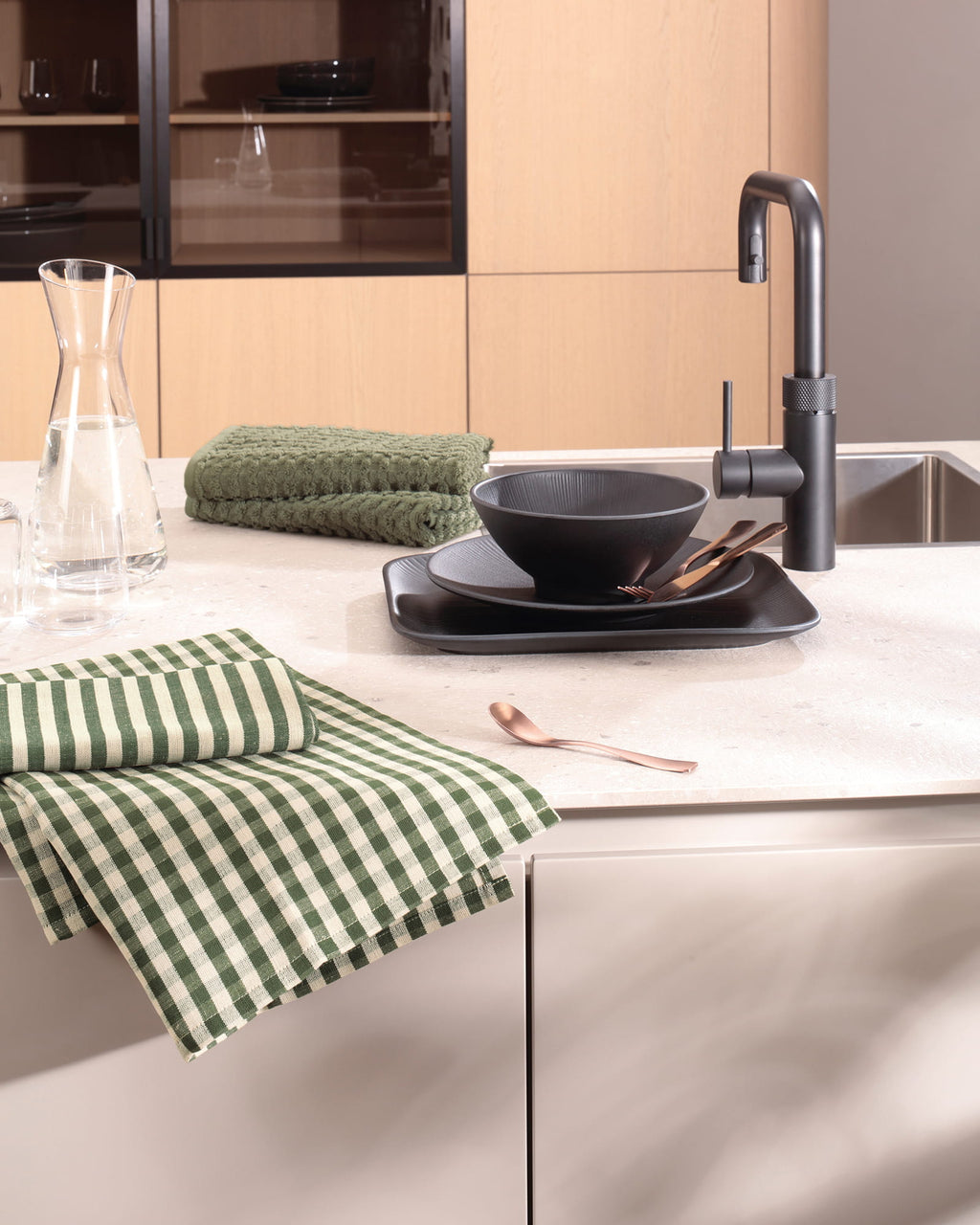 Cawö Linen Classics theedoeken Olijf sfeer