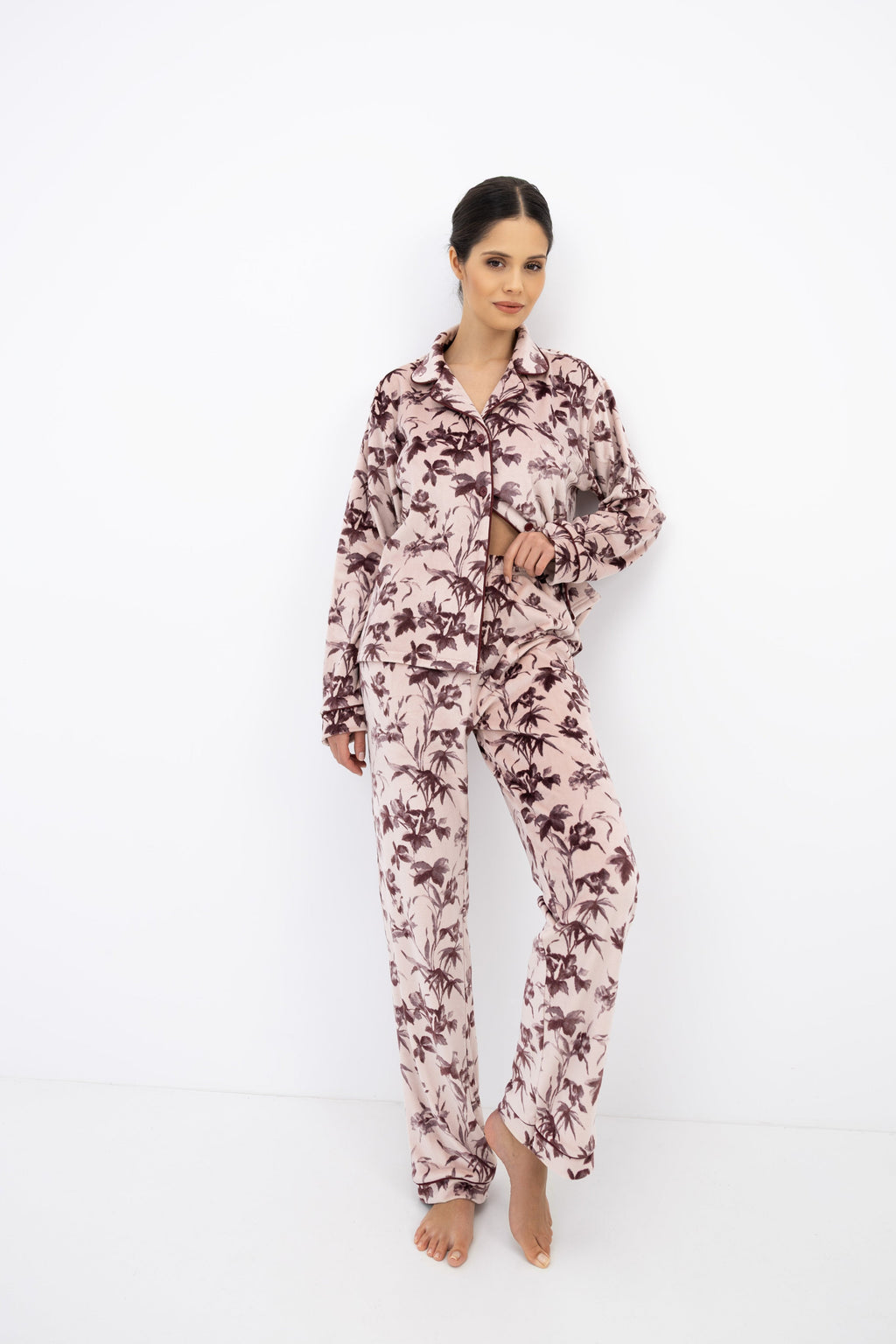 Sensis Pyjama Thalia Poederroze met Bordeaux Bloemen