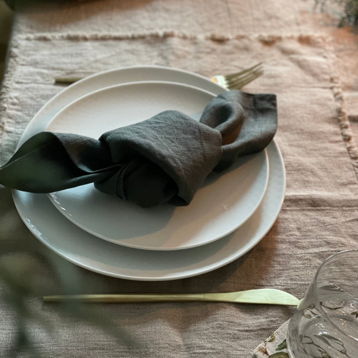 Linen Tales Linnen Servetten Forest Green – sfeerbeeld