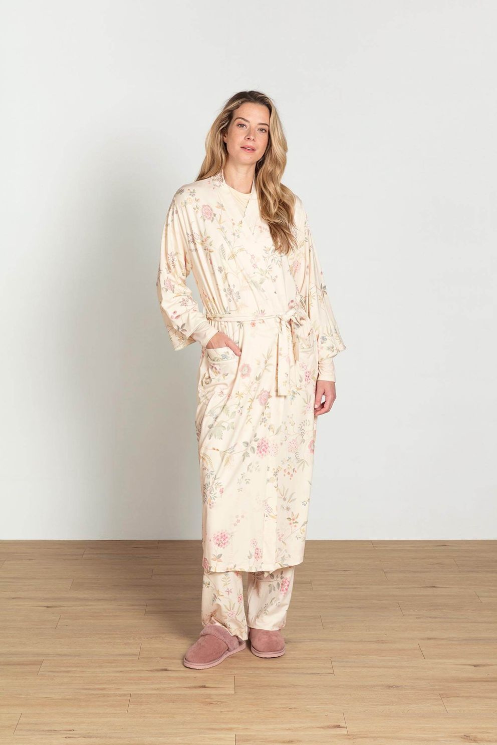 Pip Studio Kimono Noa Bodhi Flower Ecru